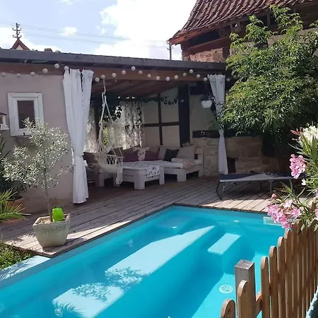 Romantisches Rosencottage
