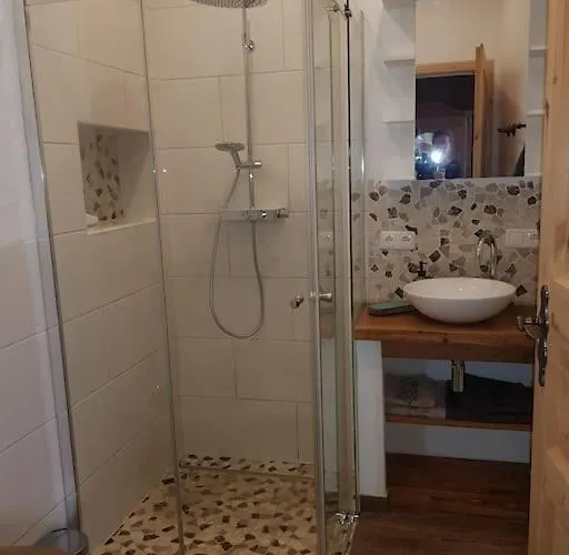 Romantisches Rosencottage Apartmán Hofheim in Unterfranken